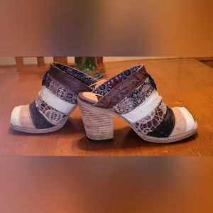 Freebird Budha Sandals.  NWOB